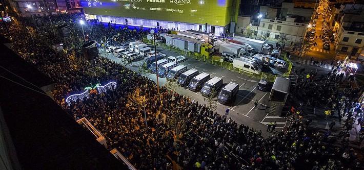 Més de 6.000 aficionats assisteixen a la presentació del nou nom de l’estadi