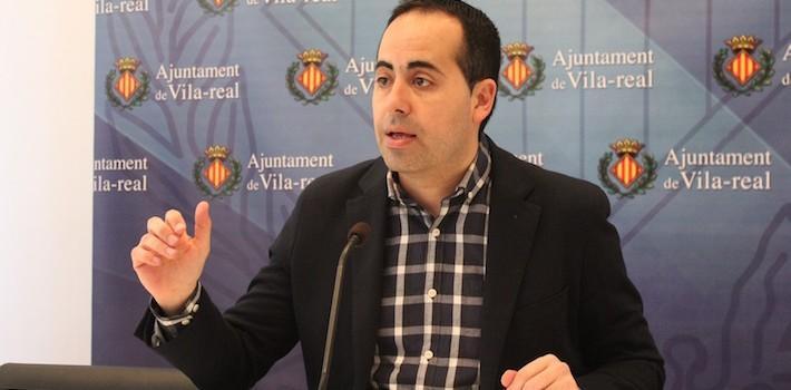 El PP critica Benlloch per haver contractat “a dit” un assessor i pagar-li 1.800 euros nets 