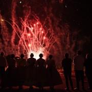 El castell de focs artificials posa el fermall d’or als més de 220 actes de les festes de sant Pasqual 