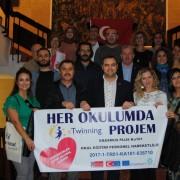 Tretze professors turcs participen en un programa d’intercanvi amb l’IES Broch i Llop