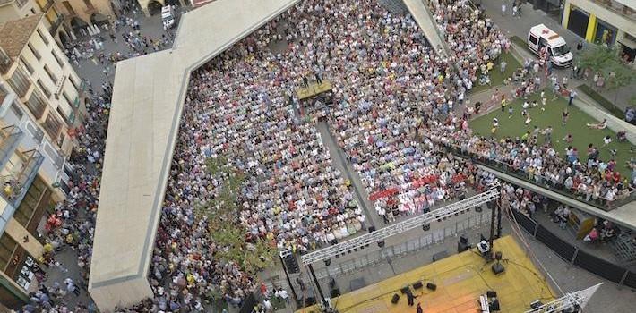 Aprovada una nova ordenança que facilita el servei itinerant de menjar i articles en esdeveniments esportius o festius