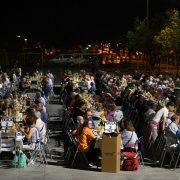 El macrosopar de veïns de les festes podria comptar amb més de 2.000 assistents en el seu canvi d’ubicació