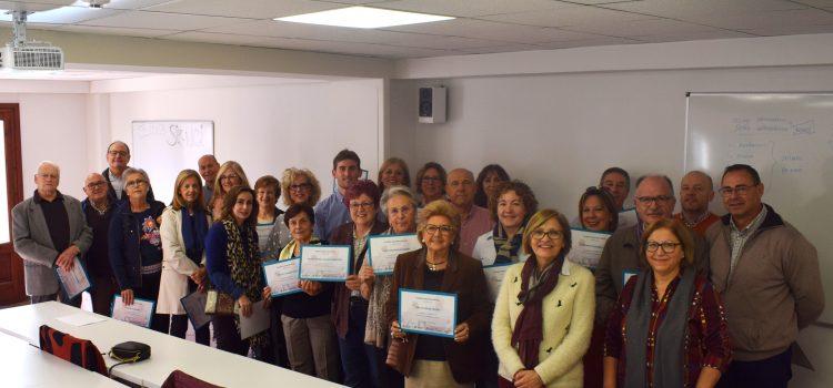 50 persones es graduen del curs d’Iniciació a la informàtica de Fundació Caixa Rural Vila-real