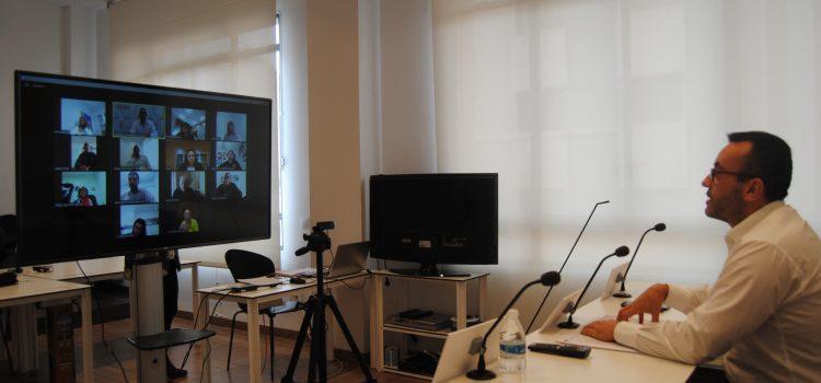 17 àrees seran serveis mínims essencials, entre elles Policia, Serveis Socials, Cementeri i Violència de gènere