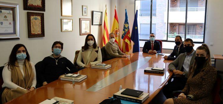 Cinc joves s’incorporen a l’Ajuntament i formaran un equip de gestió i captació d’ajudes europees