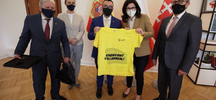 L’alcalde promociona a Gdansk el teatre de carrer i l’aposta per ser un referent de la tecnificació esportiva