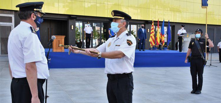 La reivindicació de la nova comissaria protagonitza l’acte d’entrega del bastó de comandament a la Policia Nacional