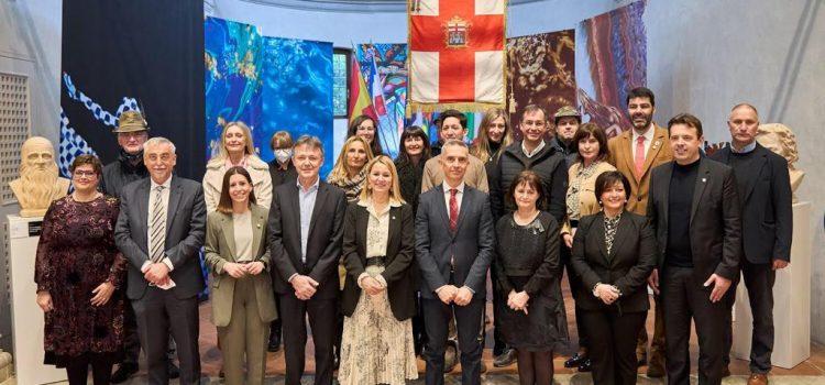 Vila-real i la ciutat italiana Sacile estrenyen llaços