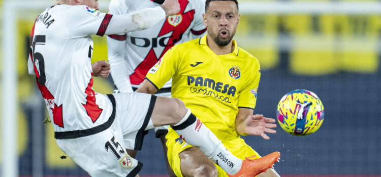 El Villarreal perdona, Filip Jorgensen falla i Sergio Camello sentencia al ‘Submarí’ groc (0-1)
