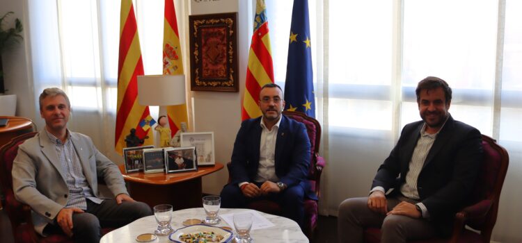 Benlloch es reuneix amb el Rotary Club Vila-real