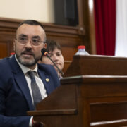 Benlloch mostra respecte a l’arxiu de la denúncia contra un funcionari i una regidora del Govern local