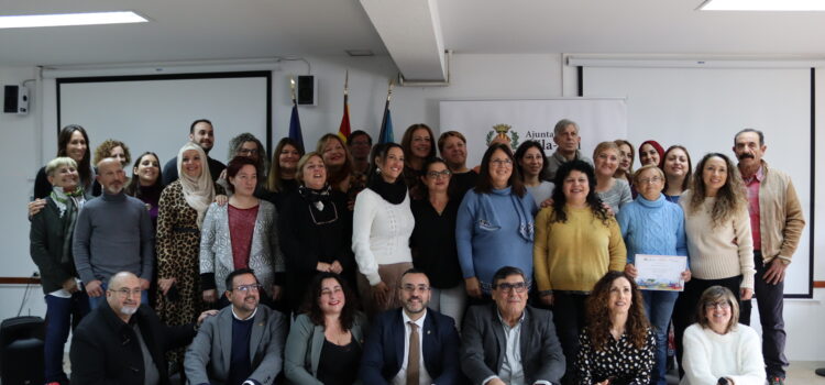 El taller d’ocupació forma una trentena de veïns de Vila-real