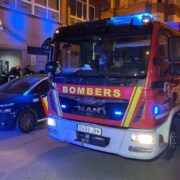 Incendi a una vivenda a Vila-real amb rescat d’animals domèstics