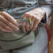 Vila-real posa en marxa un taller d’envelliment actiu per a majors de 60 anys