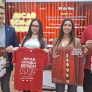 JuCar porta la solidaritat a la passarel·la per a donar suport a l’educació a Ruanda