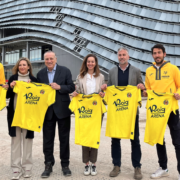 El Villarreal CF estrena aliat: el Roig Arena lluirà al pit groguet