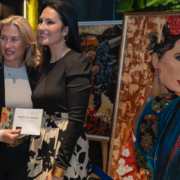 Marián Saco porta l’art abstracte i figuratiu al Club 1923 de l’Estadi de la Ceràmica