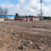 El Villarreal CF reforça el seu compromís amb ‘Alcem-se Esport’ amb 300.000 € més per a camps afectats per la DANA