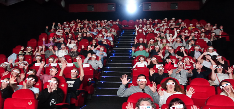 Èxit rotund de ‘Cromaescope’ als Cines Sucre de Vila-real: una oda còmica al cinema de sèrie B