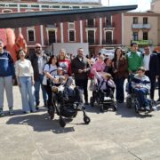 La plaça Major de Vila-real s’ompli d’alegria amb la festa per als més menuts