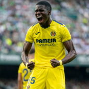 Colp per Europa. El Villarreal li remunta al Reial Betis en l’estadi Benito Villamarín (1-2)