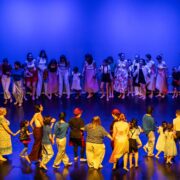 L’Escola Municipal de Dansa emociona i ompli l’Auditori en la seua mostra final de curs