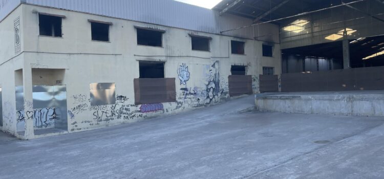 Vila-real aconsegueix la neteja, clausura i segellament de l’antic magatzem de Benjamín Beltrán