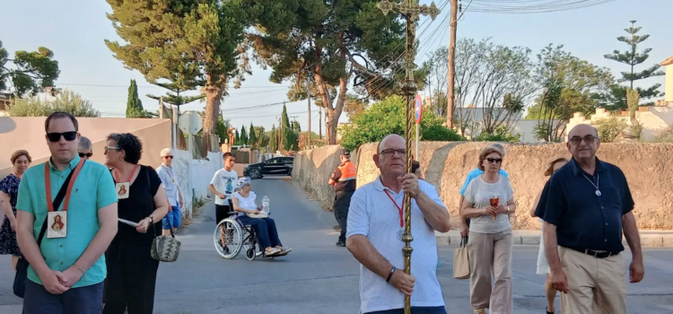 El Barri del Progrés celebra la Missa Solemne i la processó en honor a la Virgen del Amor Hermoso i la Virgen del Rocío