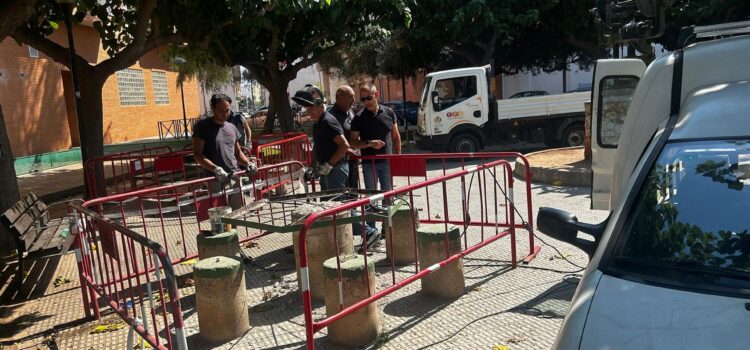 Vila-real reforça el mobiliari urbà amb la renovació de tres taules de formigó al parc de l’Arbre del Desmai i al Termet