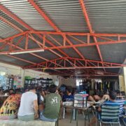 L’Ajuntament de Vila-real visita el campament d’estiu d’Els Lluïsos a Quesa