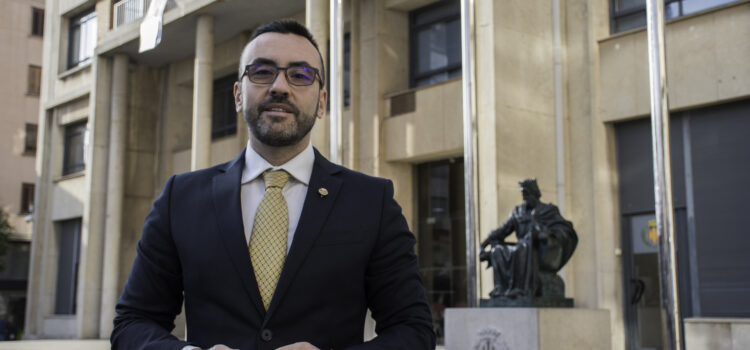 Benlloch insta a que es garantisquen els descomptes del transport public per als veïns de Vila-real