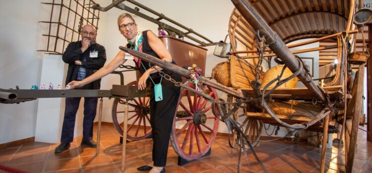 El Museu Etnològic del Termet obri les portes a una visita teatralitzada amb humor i cultura popular