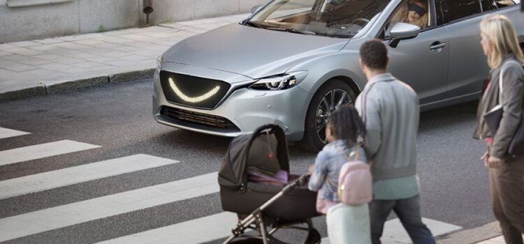 La Policia Local recorda la importància del contacte visual en els passos de vianants
