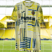 El Villarreal CF posa a la venda la samarreta prepartit 25/26