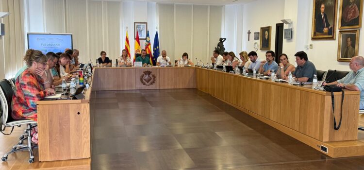 Vila-real impulsa noves vivendes, pacta el calendari escolar i el programa de festes i presumeix de bona salut econòmica