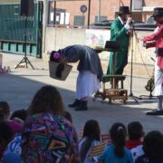 El Correllengua escolar encén la flama del valencià als col·legis de Vila-real
