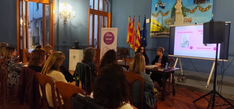 El club ‘Lecturas Púrpura’ reflexiona sobre violència de gènere a Vila-real