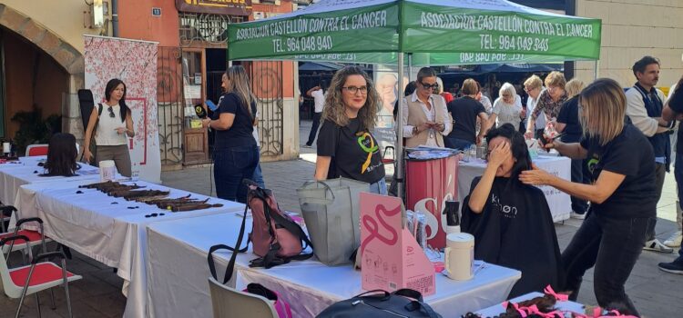 Marató de tall de pèl pel Dia Mundial Contra el Càncer de Mama