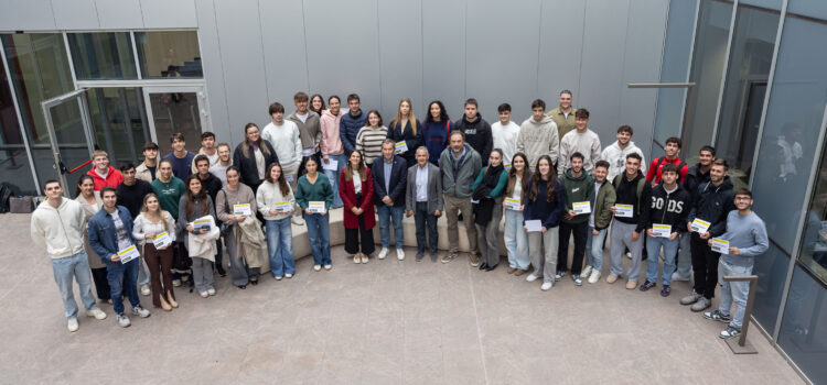 La Càtedra Endavant Villarreal de l’Esport lliure beques a esportistes d’elit de l’UJI