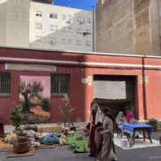 El Betlem Vivent de Santa Isabel ompli el matí de Nadal a la ciutat