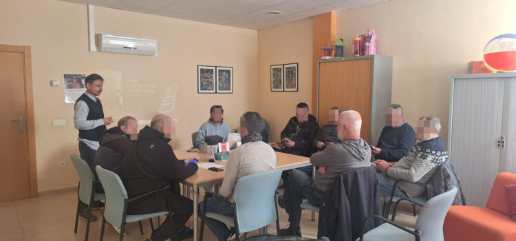 Vila-real reforça la formació digital de persones en procés de rehabilitació