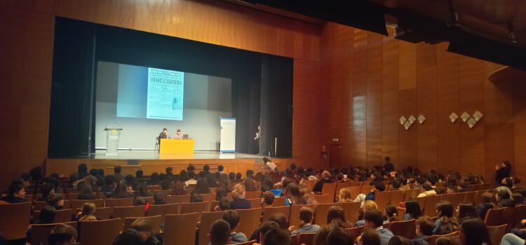 Els alumnes de l’ESO coneixen la Història de Vila-real amb el proyecte PlanaLab Patrimoni de l’UJI